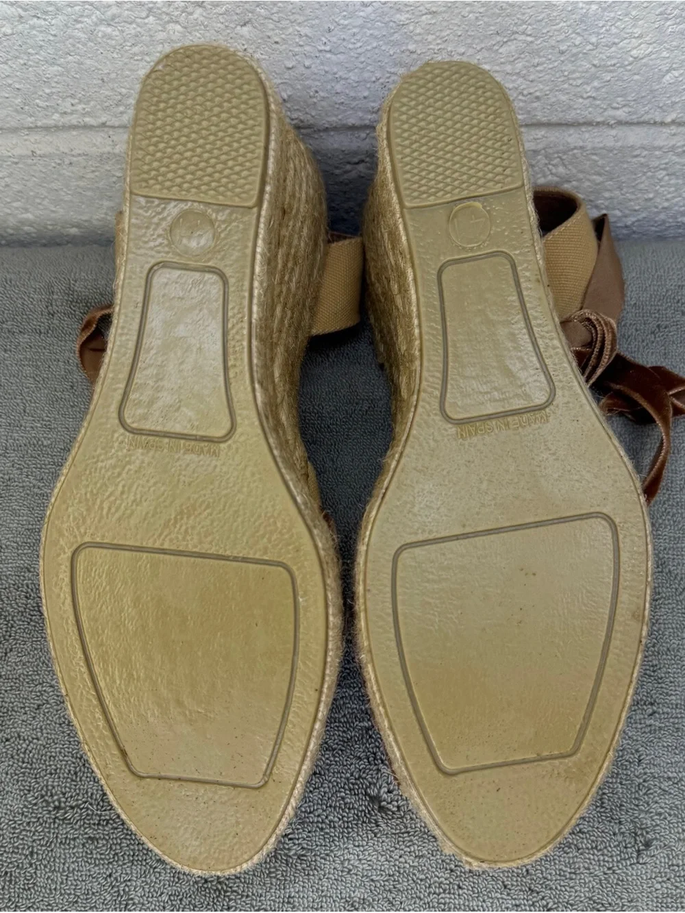 Penelope Chilvers Catalina Dali Espadrille Honey Gold Size 10